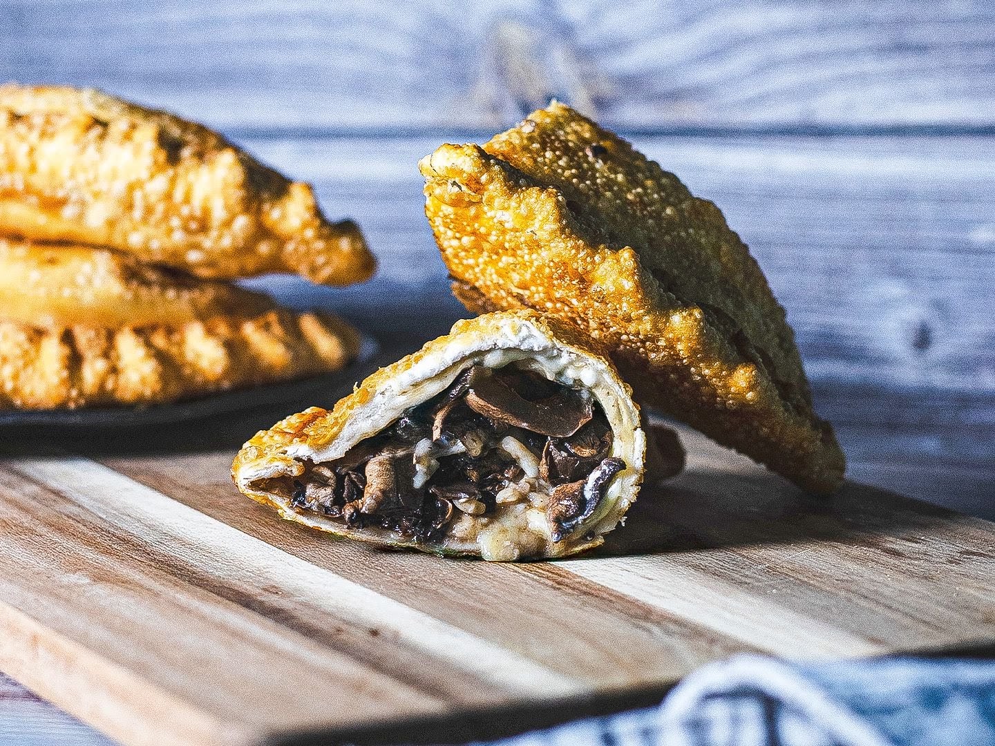 TODO QUE VER: EMPANADAS – Empanadas 24 hrs en Ñuñoa